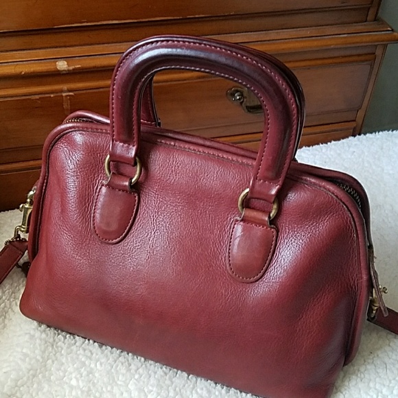 Coach Handbags - Vintage Coach